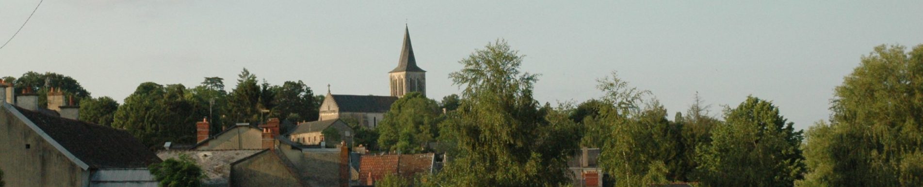 Mouliherne vue village